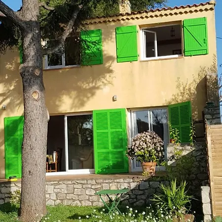 Le Cedre Bleu Nyaraló *